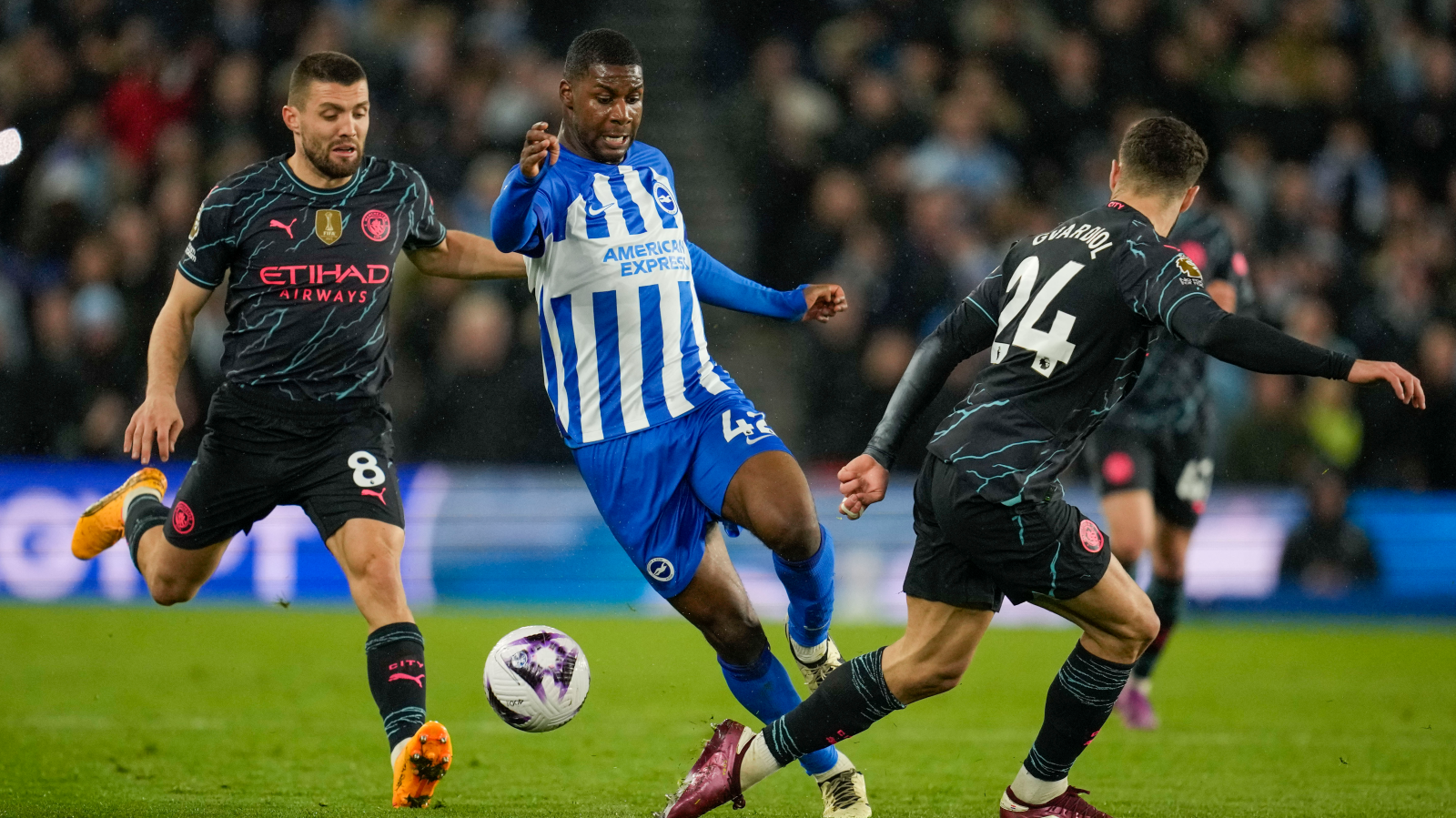 Manchester City überholt Liverpool , © Keystone / AP / Kin Cheung