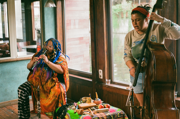 © Photo by Akim Karpach