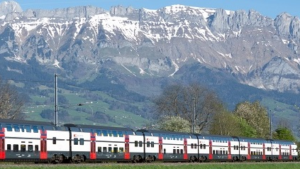 Schweizer fahren 2023 mehr mit der Bahn, © SBB
