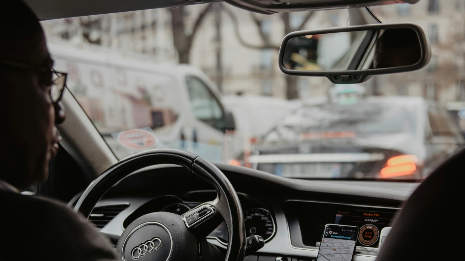 Verhandlungen zwischen Syndicom und Uber gescheitert, © Unsplash/Thibault Penin Verhandlungen zwischen Syndicom und Uber gescheitert, © Unsplash/Thibault Penin