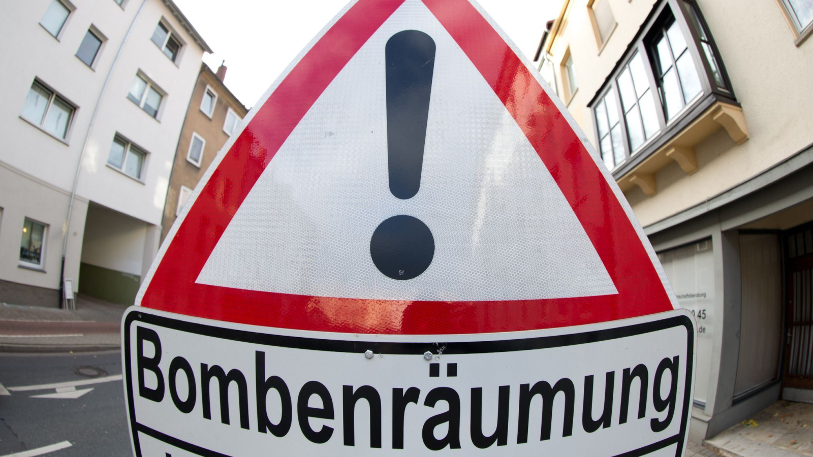 Kiel'de 500 Kiloluk Savaş Bombası Paniği!, © dpa