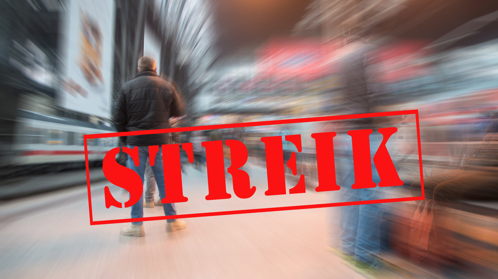 Almanya’da Toplu Taşıma Araçları Haftaya Yine Çalışmayacak!, © shutterstock