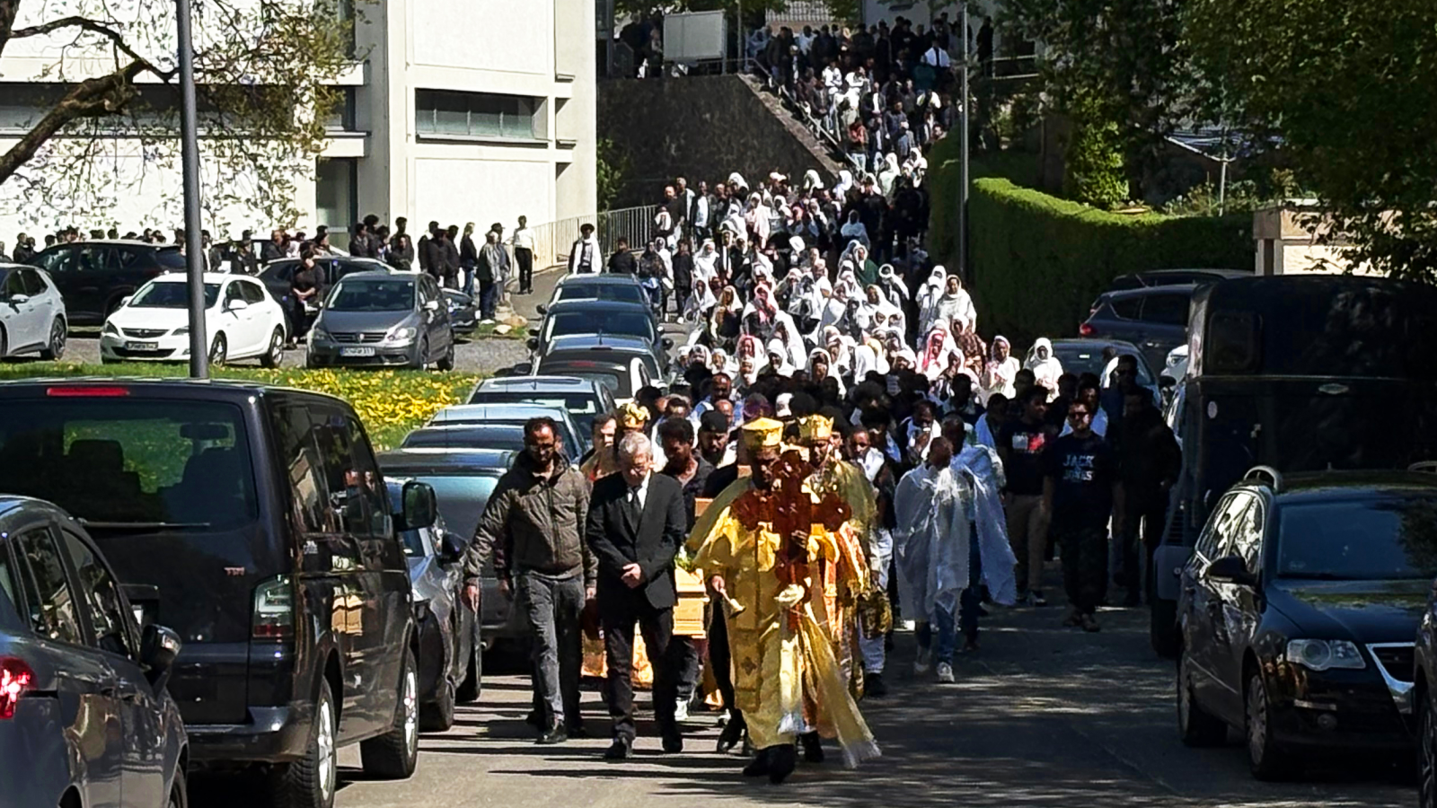 Pawlos Toprağa Verildi!, © dpa