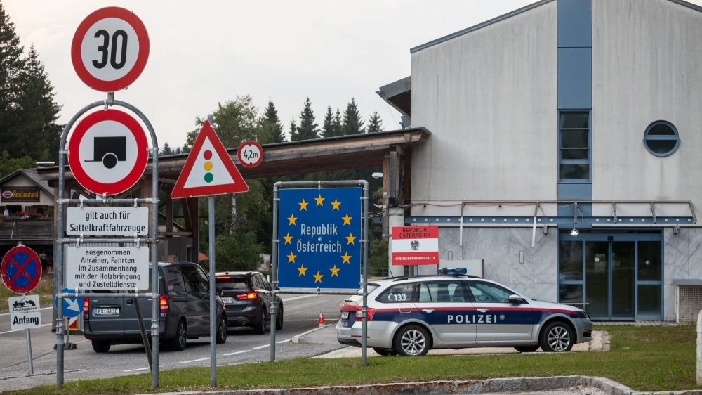 Härtere Strafen für Raser in Österreich ab 1. März, © Foto: BalkansCat / Shutterstock.com Härtere Strafen für Raser in Österreich ab 1. März, © Foto: BalkansCat / Shutterstock.com