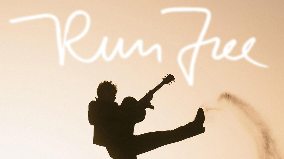 Michael Patrick Kelly, © SMD/Columbia