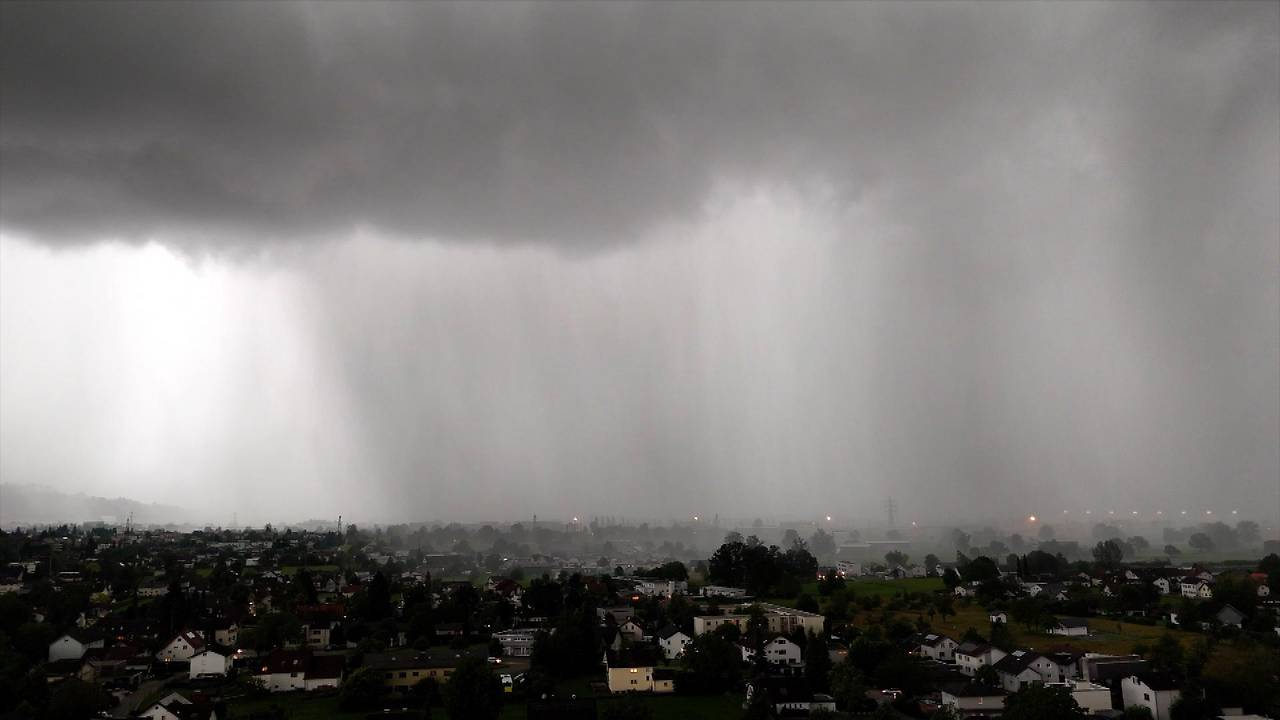Regen und Sturm führt zu Feuerwehr-Einsätzen, © Maurice Shourot / ORF Vorarlberg