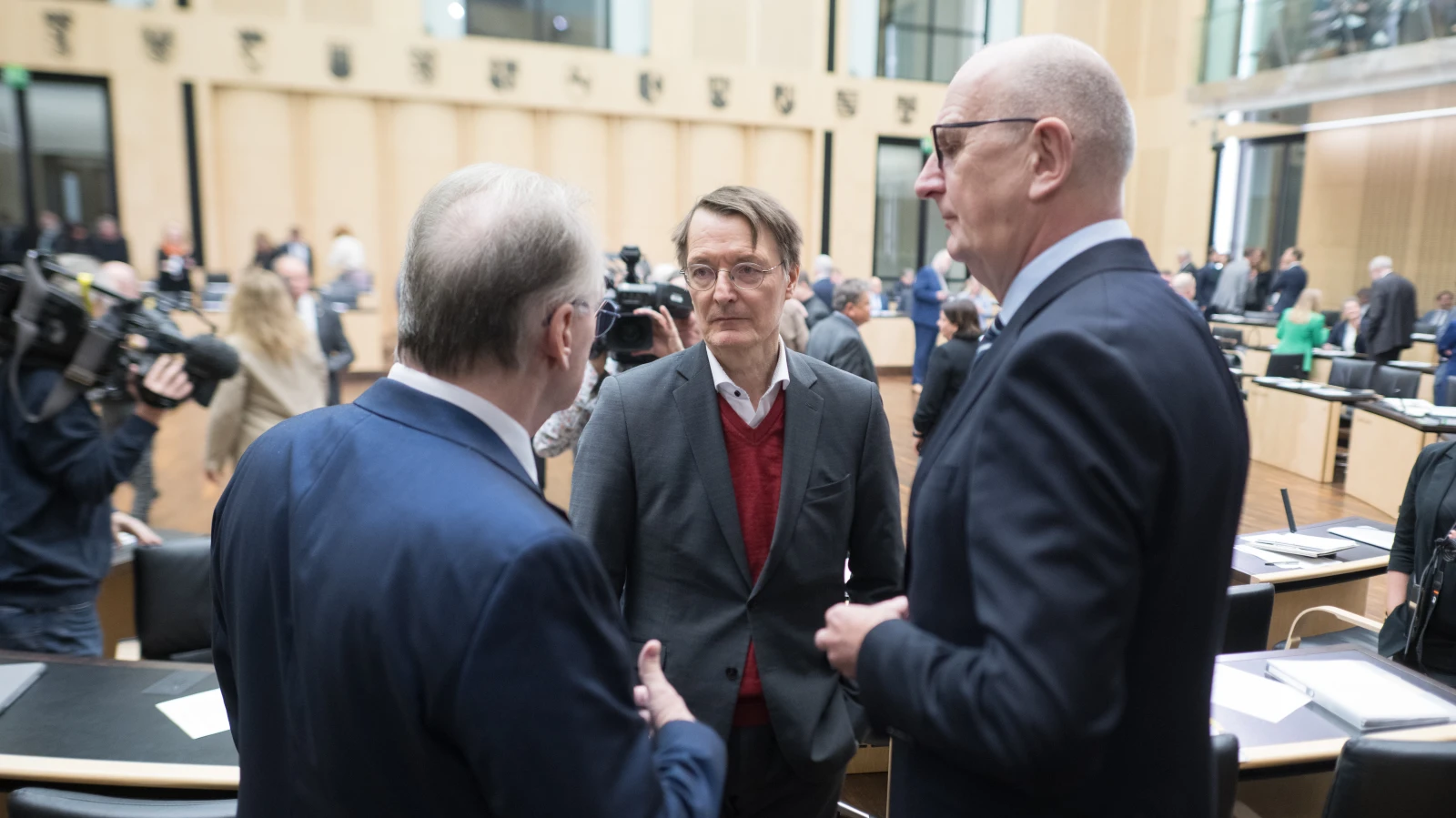 Hastane Reformu Bundesrat`tan da Geçti, Brandenburg Hükümeti Karıştı!, © dpa Hastane Reformu Bundesrat`tan da Geçti, Brandenburg Hükümeti Karıştı!, © dpa