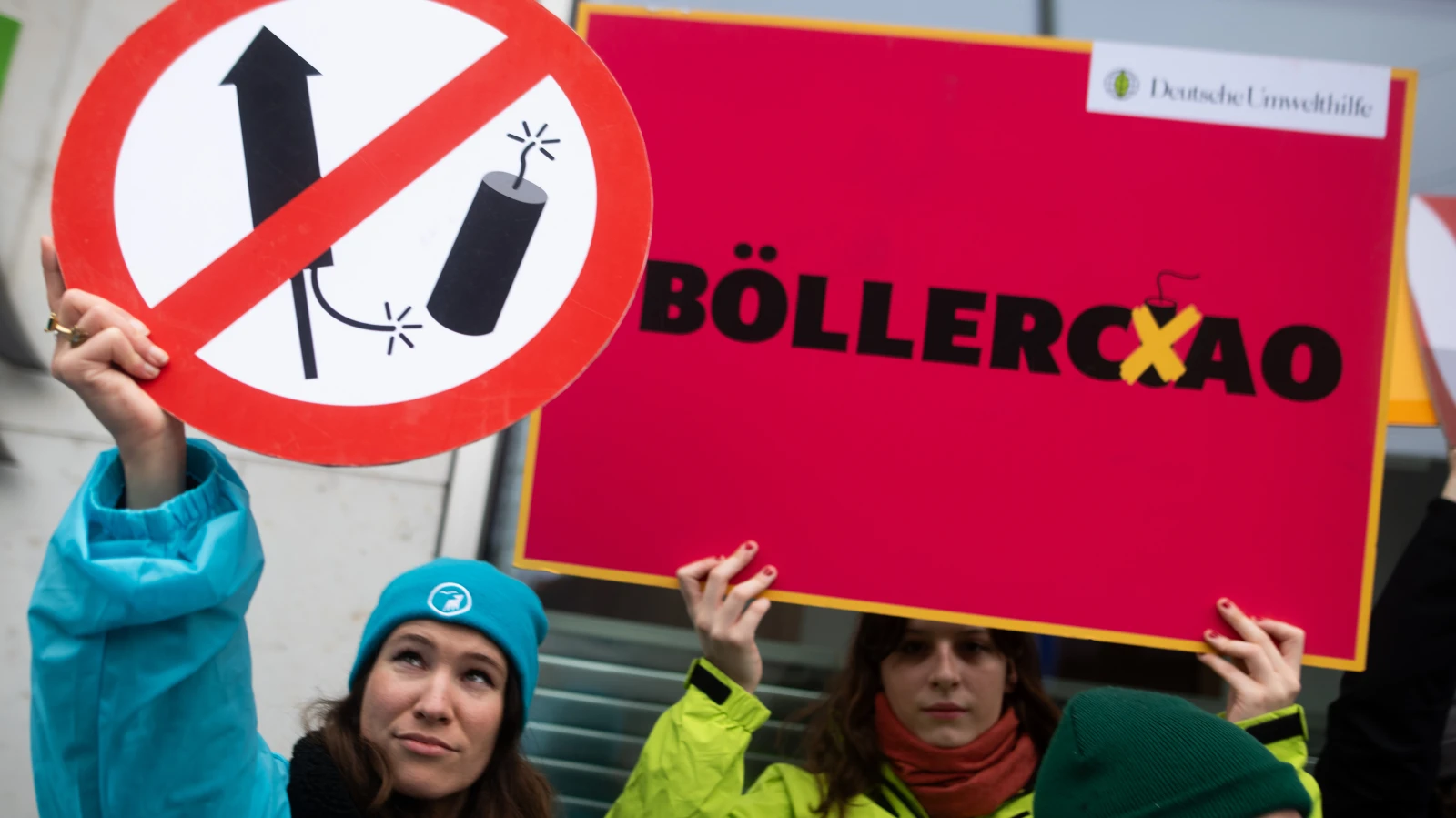 Berlinlilerin Çoğu Havai Fişek Yasağını Destekliyor!, © Sebastian Gollnow/dpa Berlinlilerin Çoğu Havai Fişek Yasağını Destekliyor!, © Sebastian Gollnow/dpa