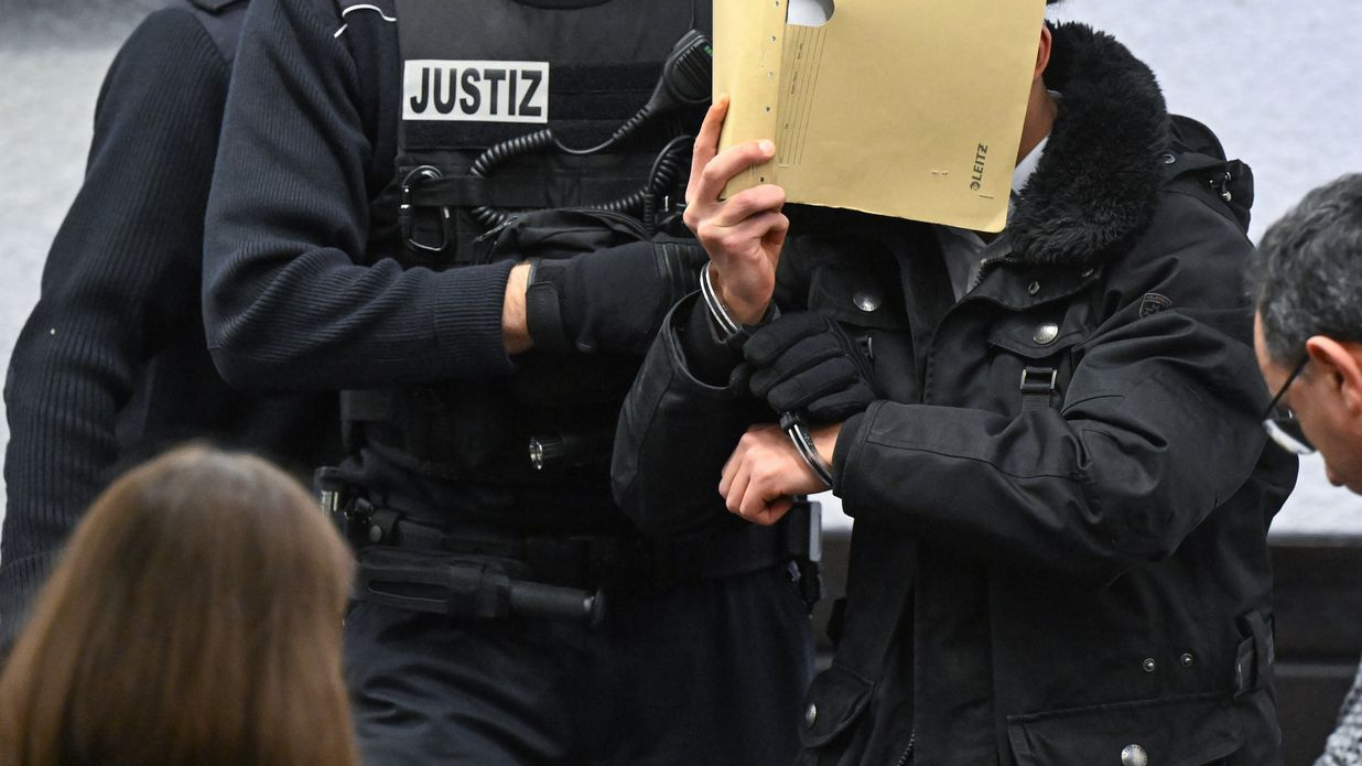  Stuttgart’ta Bıçaklı Saldırı Davası Başladı, © dpa