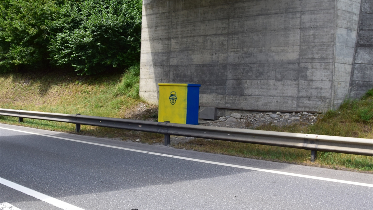 Sachbeschädigungen entlang Nationalstrasse, © Kantonspolizei Graubünden