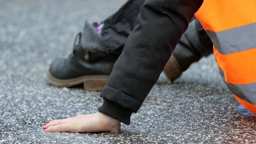 İklim Aktivistleri Nedeniyle Uçuşlar Askıya Alındı, © shutterstock İklim Aktivistleri Nedeniyle Uçuşlar Askıya Alındı, © shutterstock