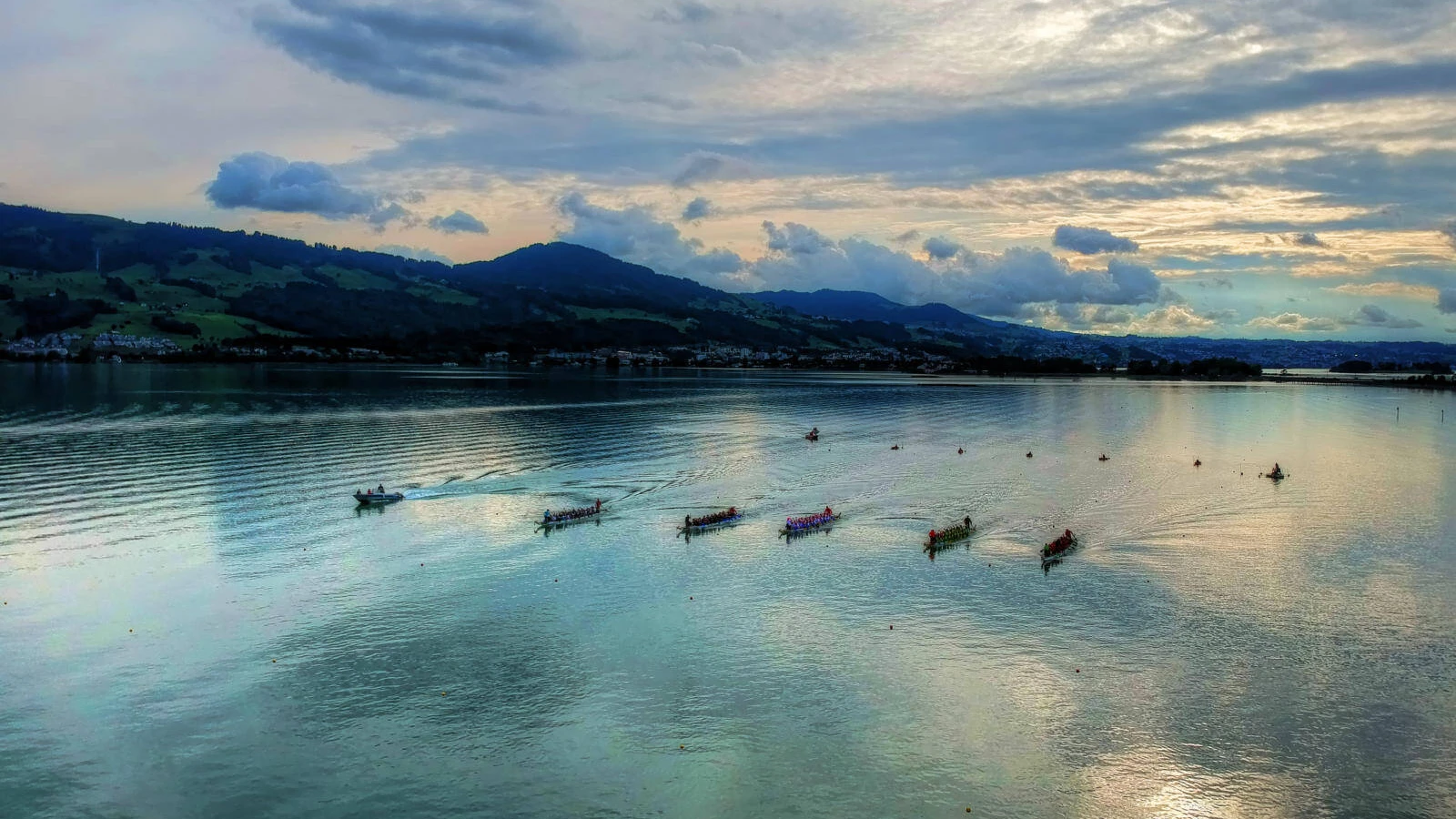 Drachenboot Rapperswil-Jona Kanu Obersee Rennen, © kcrj Drachenboot Rapperswil-Jona Kanu Obersee Rennen, © kcrj