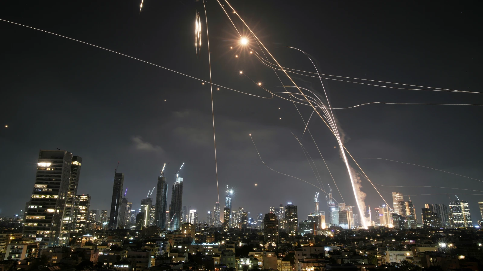 İsrail ve İran’ın Karşılıklı Saldırıları Sürüyor!, © dpa İsrail ve İran’ın Karşılıklı Saldırıları Sürüyor!, © dpa