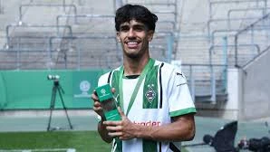 Gladbach’ın genç yıldızı Can Armando Galatasaray'da!, © Facebook Görseli Gladbach’ın genç yıldızı Can Armando Galatasaray'da!, © Facebook Görseli