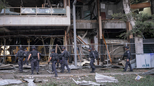 İsrail-İran Savaşında Dördüncü Gece: Karşılıklı Saldırılar Sürüyor!, © Ilia Yefimovich/dpa