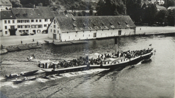 Vom Steinweidling bis zum Fährschiff, © Salzstadel mit Dampfschiff Schaffhausen Paul Widmann via Stadtarchiv