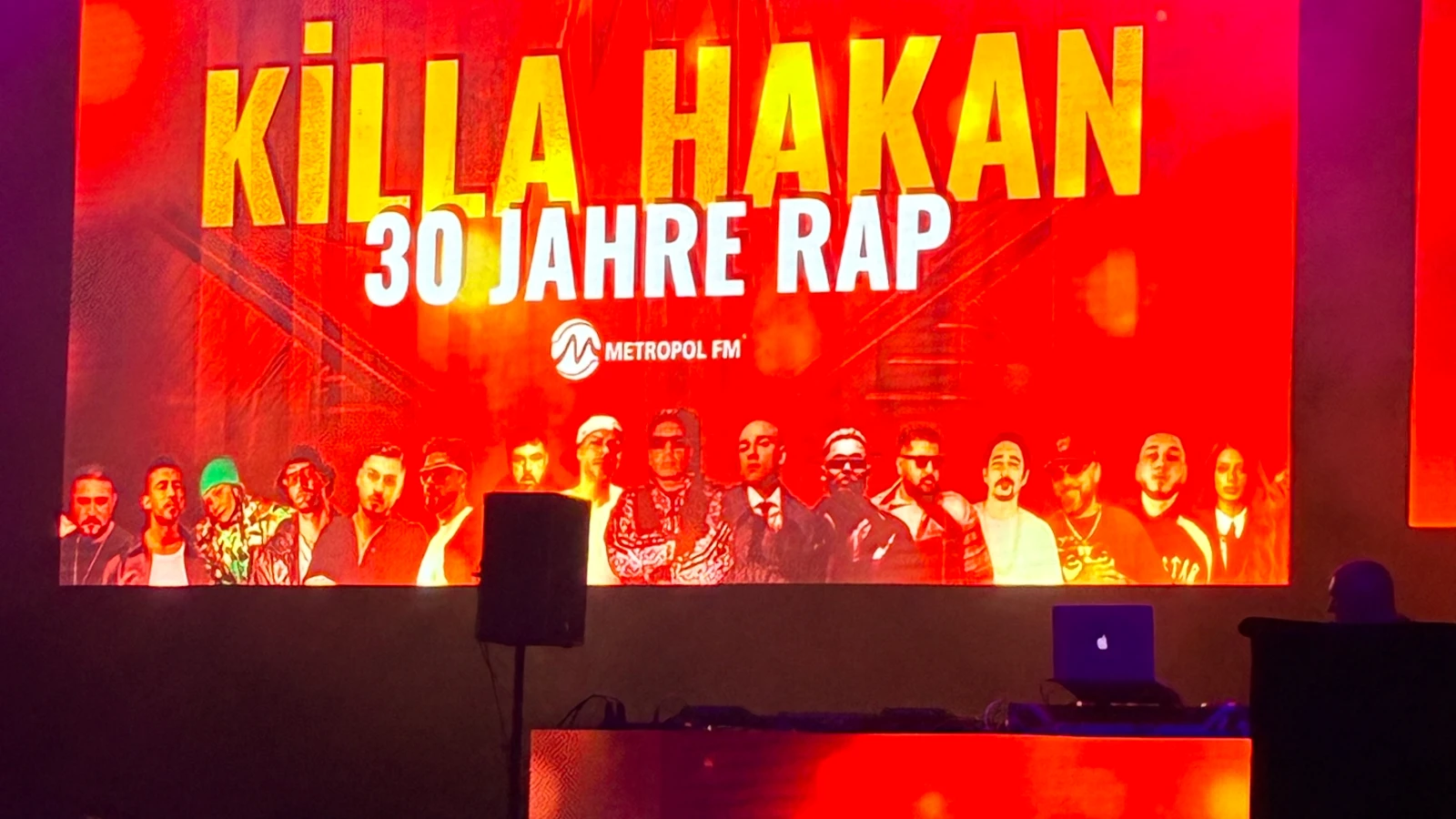 Killa Hakan 30. Sanat Yılını Dev Bir Konserle Kutladı!, © MFM Killa Hakan 30. Sanat Yılını Dev Bir Konserle Kutladı!, © MFM