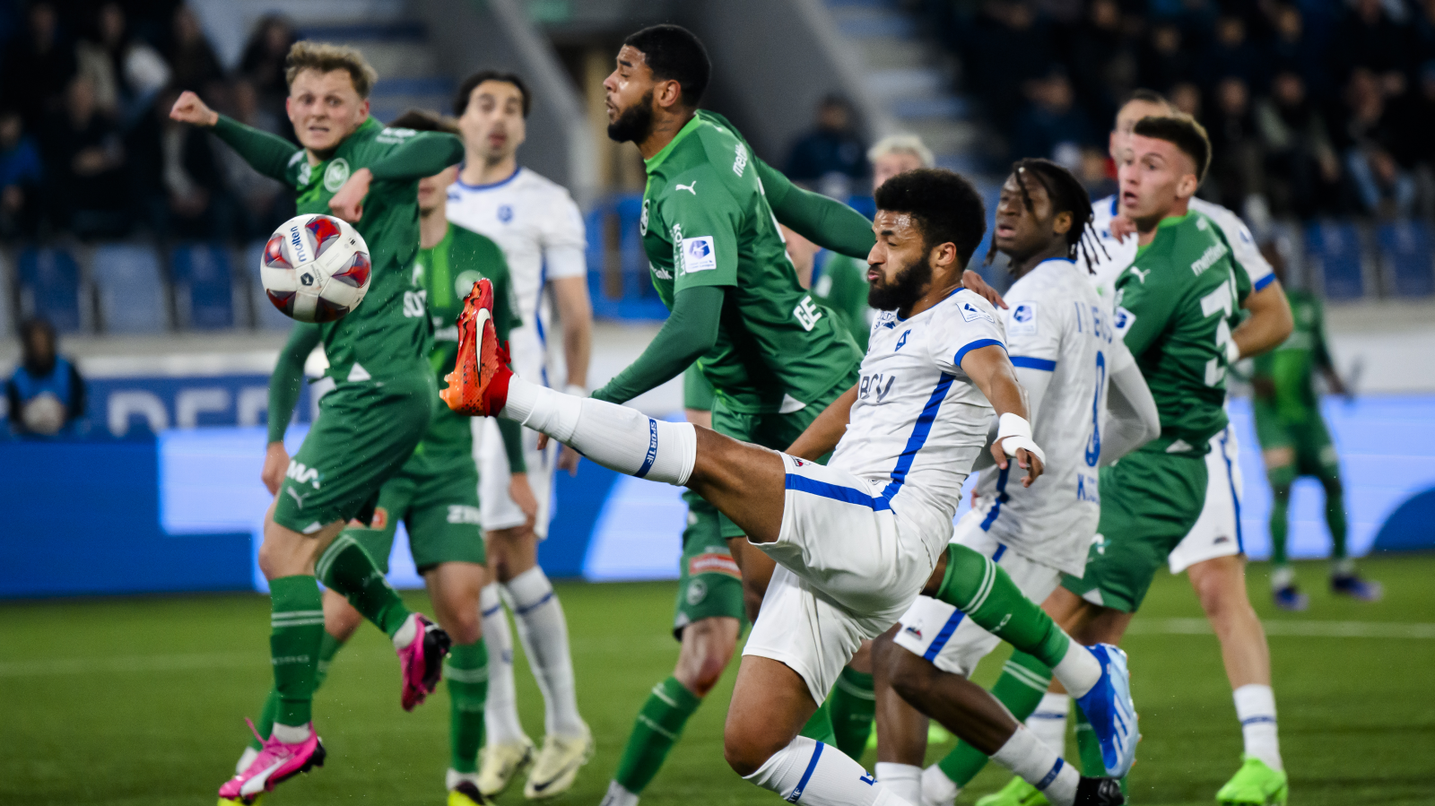 Unentschieden und Punktverlust für FC St. Gallen, © Keystone-JEAN-CHRISTOPHE BOTT