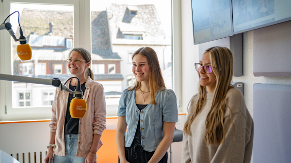 Lehre im Dialog: Lernende und Ausbildungsleitung im Austausch, © Radio Munot