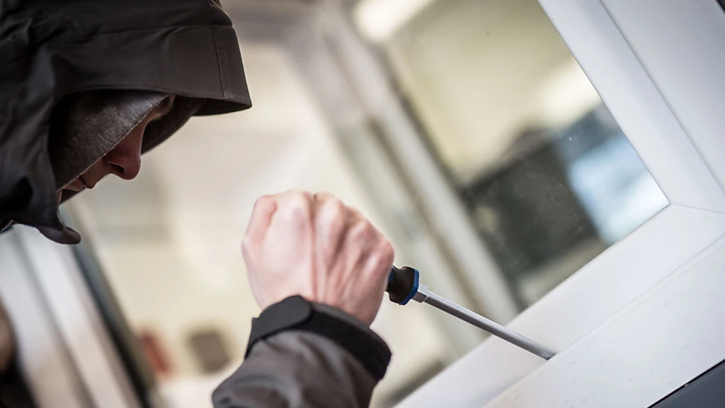 Einbrecher erbeuten Schmuck und Bargeld, © Kantonspolizei St. Gallen Einbrecher erbeuten Schmuck und Bargeld, © Kantonspolizei St. Gallen
