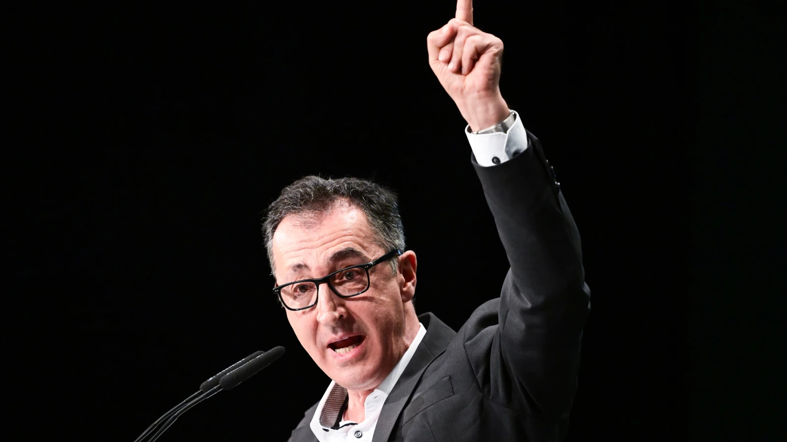 Baden-Württemberg’de seçim anketi: CDU önde, Yeşiller mesafe kapatıyor, © Bernd Weißbrod/dpa Baden-Württemberg’de seçim anketi: CDU önde, Yeşiller mesafe kapatıyor, © Bernd Weißbrod/dpa