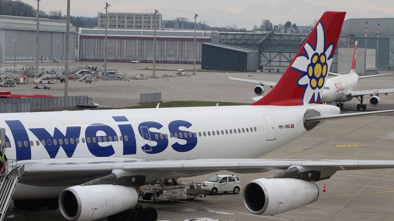 Flugzeug muss nach Blitzschlag umdrehen, © Radio Liechtenstein Flugzeug muss nach Blitzschlag umdrehen, © Radio Liechtenstein