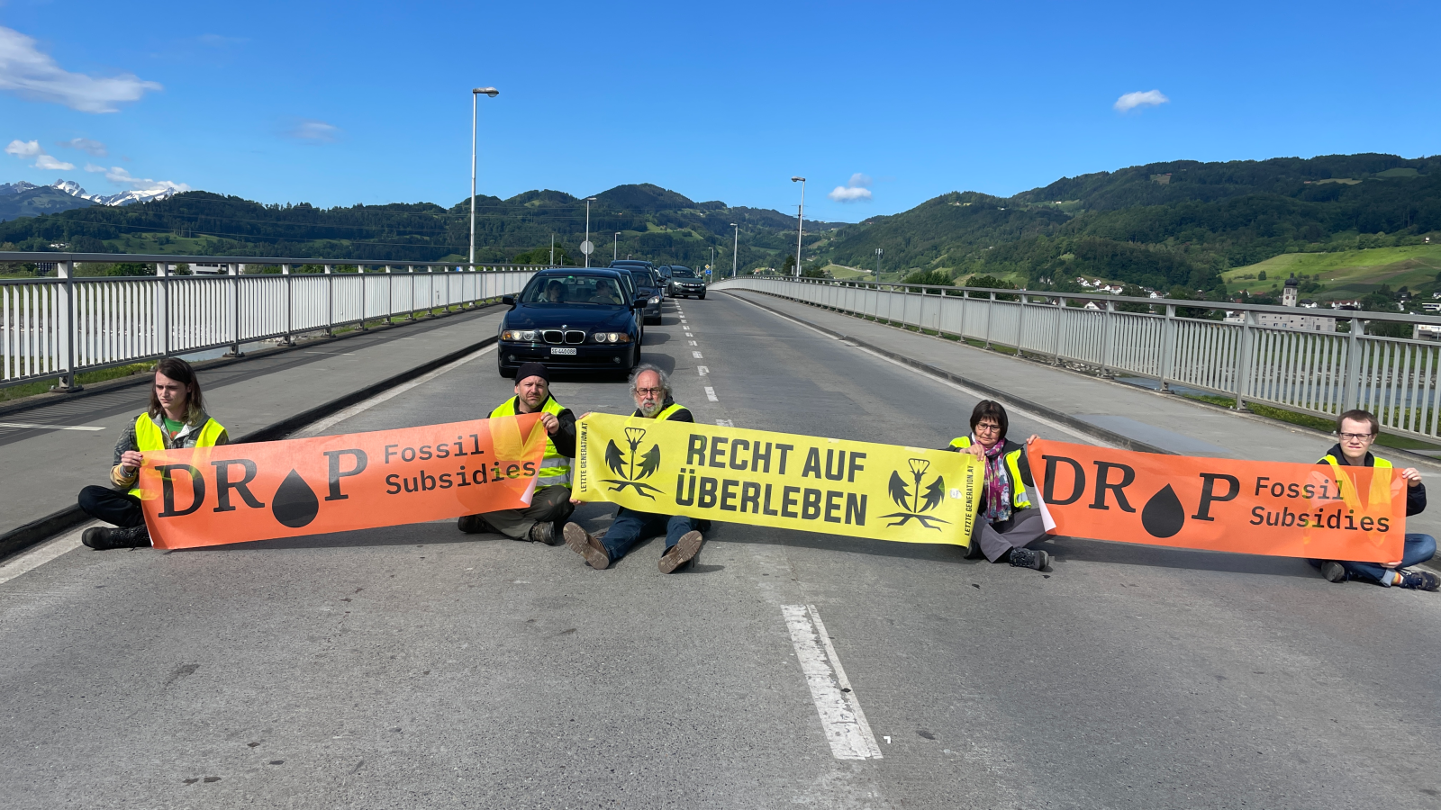 Proteste in Vorarlberg bringen Verkehr zum Erliegen, © Letzte Generation Österreich