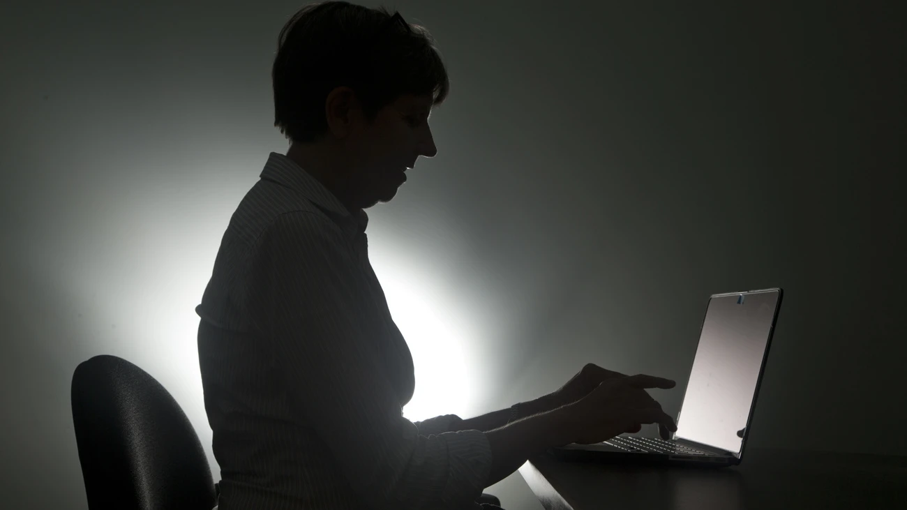 Kanton bietet Politikern Hilfe gegen Hass-Mails, © Keystone-SDA Kanton bietet Politikern Hilfe gegen Hass-Mails, © Keystone-SDA