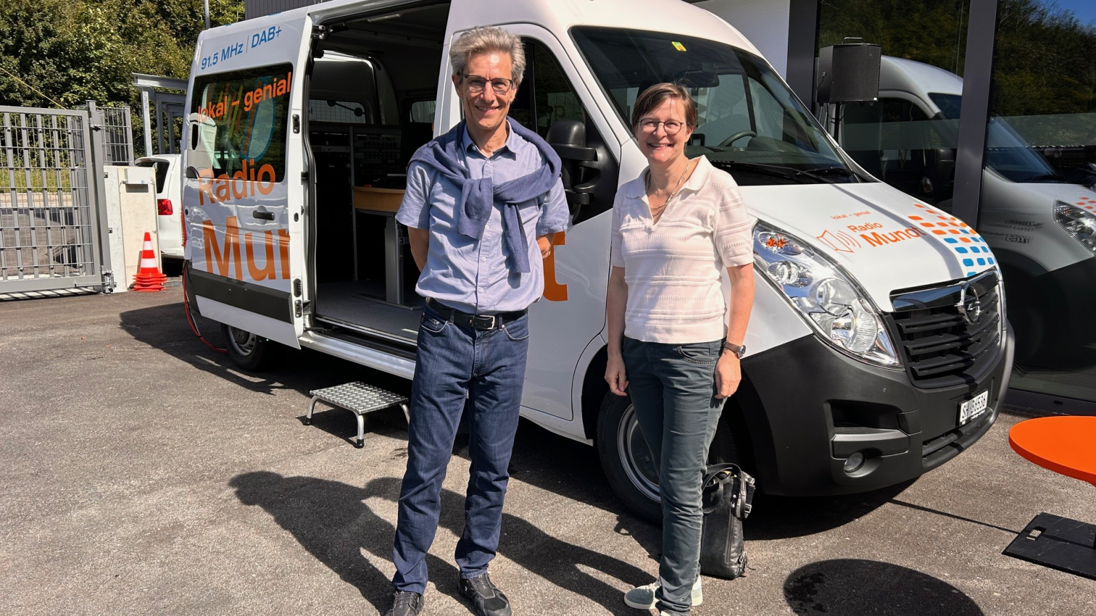 Live vom Tag der offenen Tür bei SH Power, © Peter Neukomm und Kathrin Bernath