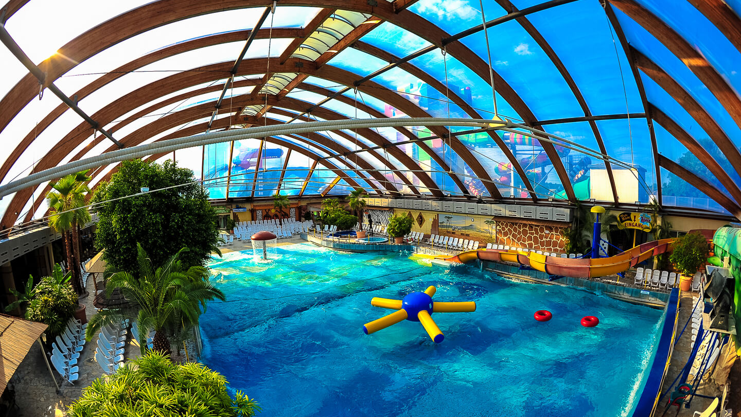 'Miramar Termal Havuz' Yangında Zarar Gördü:  Hasar 10 Milyon Euro, © miramar-bad