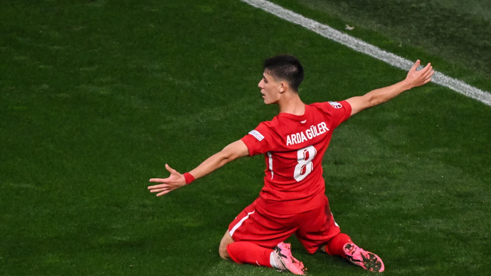 Avrupa basını Arda Güler'i yere göğe sığdıramadı!, © dpa Avrupa basını Arda Güler'i yere göğe sığdıramadı!, © dpa