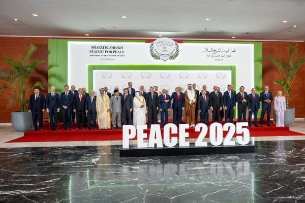 Mısır’da “Şarm el-Şeyh Barış Zirvesi” Başladı: Tarihi İmzalar Atıldı, ©  Michael Kappeler/dpa