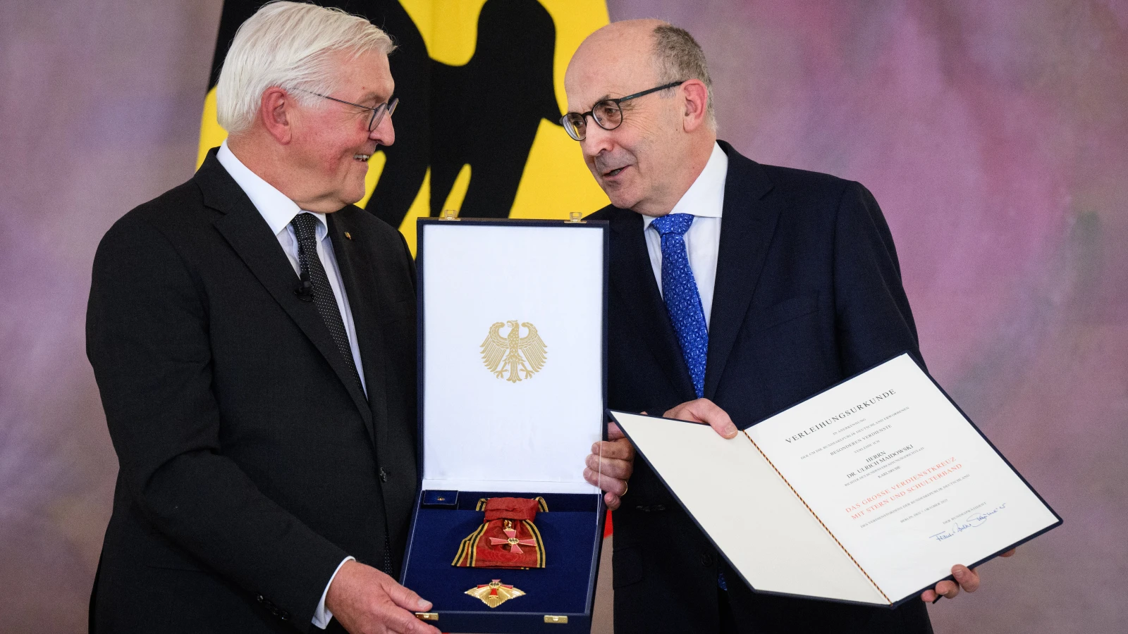 Steinmeier, Rheinland-Pfalz’ta Vatandaşları Onurlandırdı, © Bernd von Jutrczenka/dpa Steinmeier, Rheinland-Pfalz’ta Vatandaşları Onurlandırdı, © Bernd von Jutrczenka/dpa