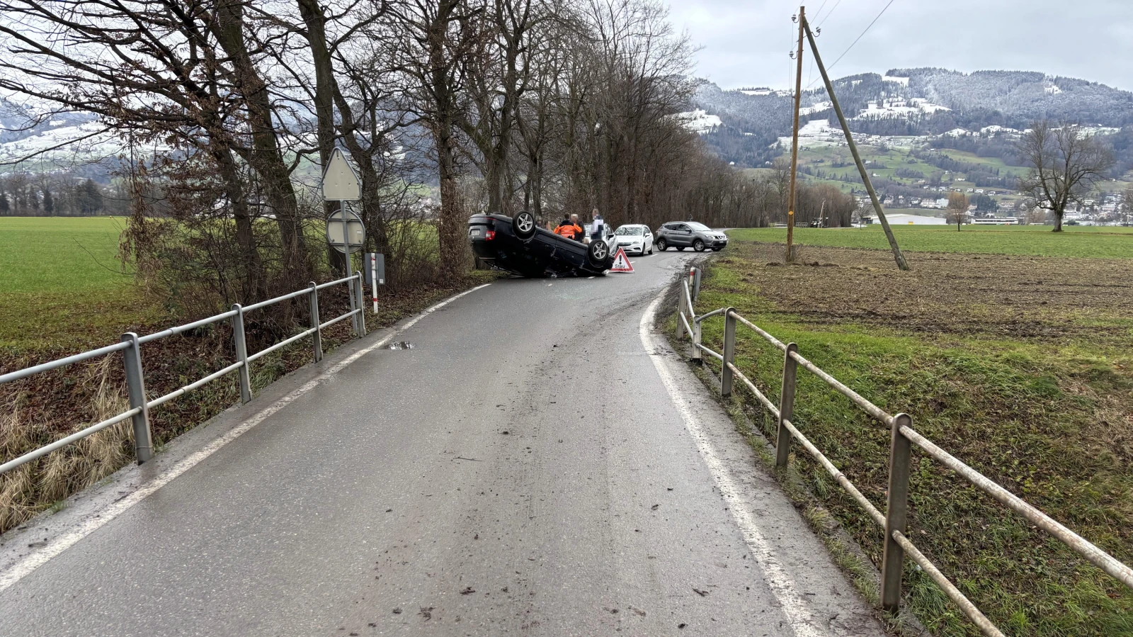 Auto überschlug sich in Marbach, © Kantonspolizei St.Gallen Auto überschlug sich in Marbach, © Kantonspolizei St.Gallen