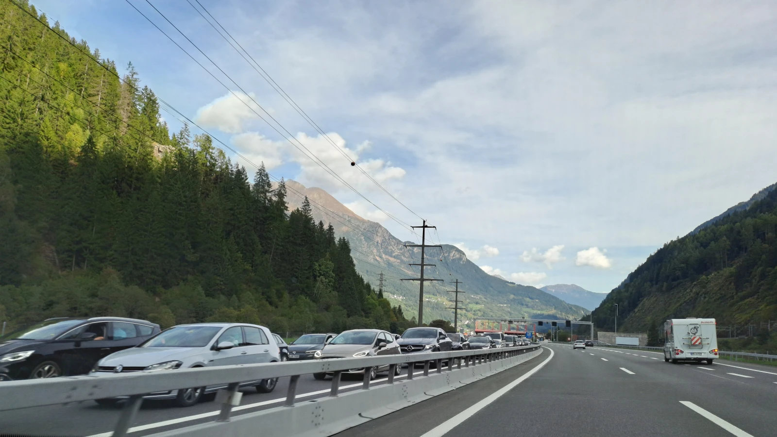 Liechtenstein passt Schwerverkehrsabgabegesetz an, © Radio Liechtenstein Liechtenstein passt Schwerverkehrsabgabegesetz an, © Radio Liechtenstein