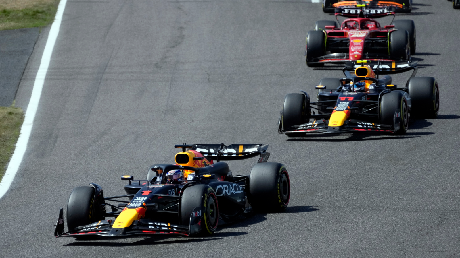 Max Verstappen in Japan erneut unangefochten, © AP Photo/Hiro Komae