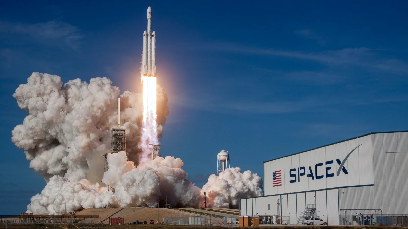 SpaceX bringt geheimnisumwobene Drohne ins All, © Unsplash / SpaceX SpaceX bringt geheimnisumwobene Drohne ins All, © Unsplash / SpaceX