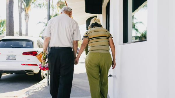 Pensioniert und zufrieden: Trotzdem planen viele zu spät, © RDNE Stock project