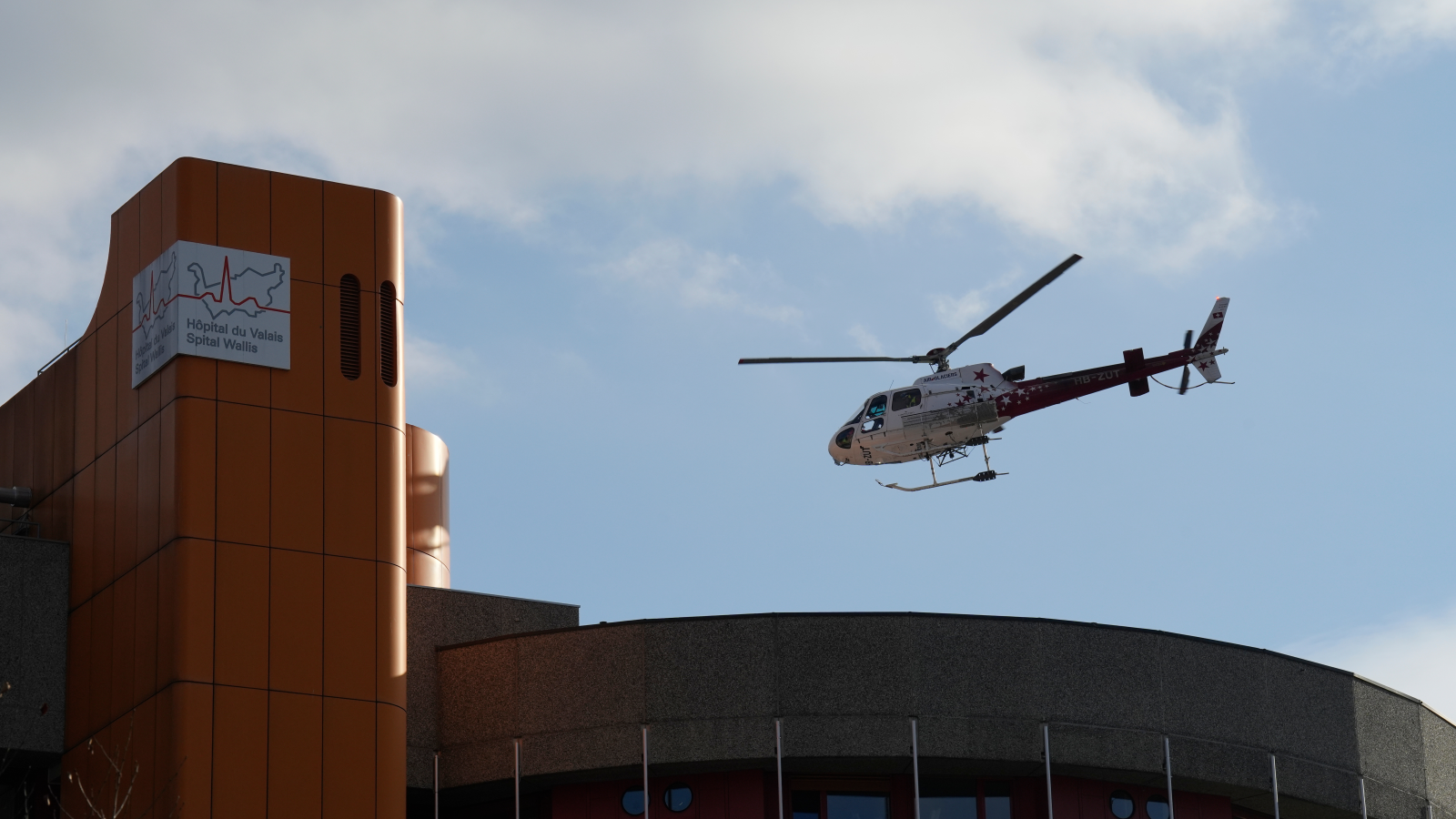 24 Saat Görev Yapan Kurtarma Helikopteri Hizmete Girdi, © Baz Ratner/AP/dpa