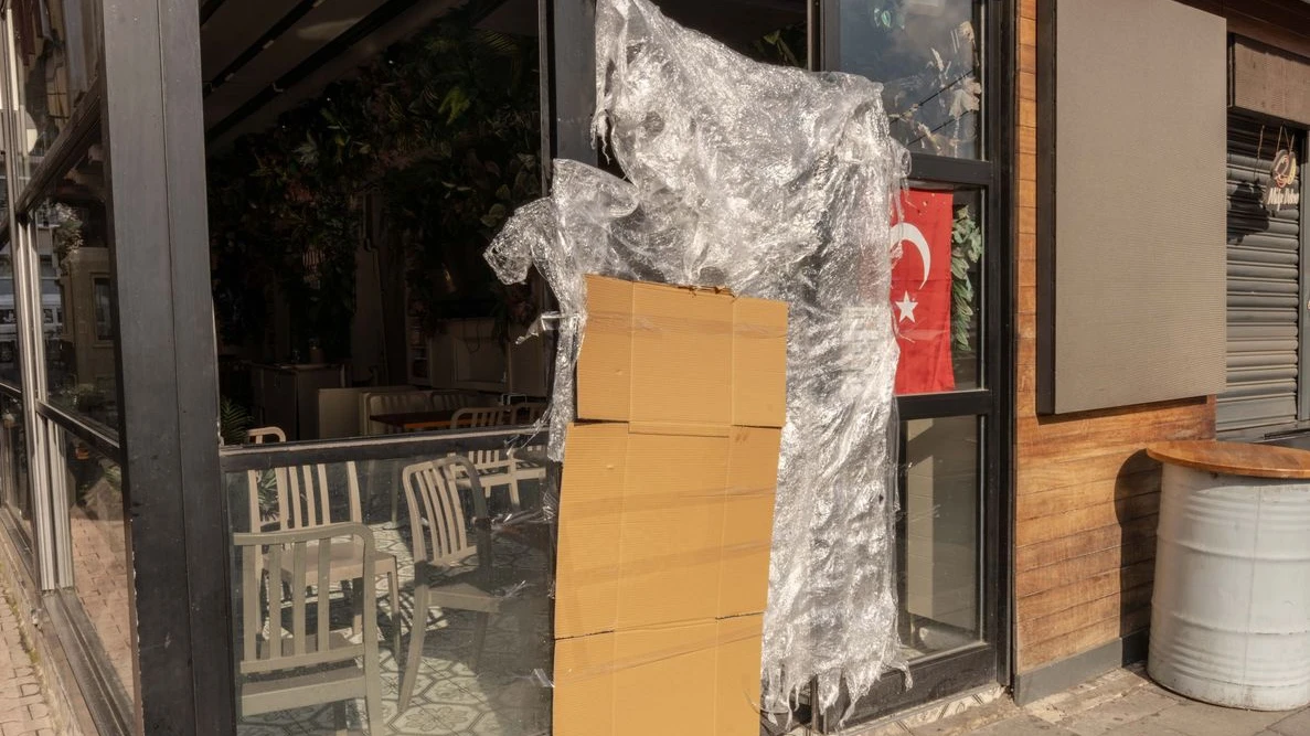 Hamburglu Böcek Ailesinden 3 Kişinin Ölümüyle İlgili Soruşturma Derinleşiyor!, © Ahmed Deeb/dpa Hamburglu Böcek Ailesinden 3 Kişinin Ölümüyle İlgili Soruşturma Derinleşiyor!, © Ahmed Deeb/dpa