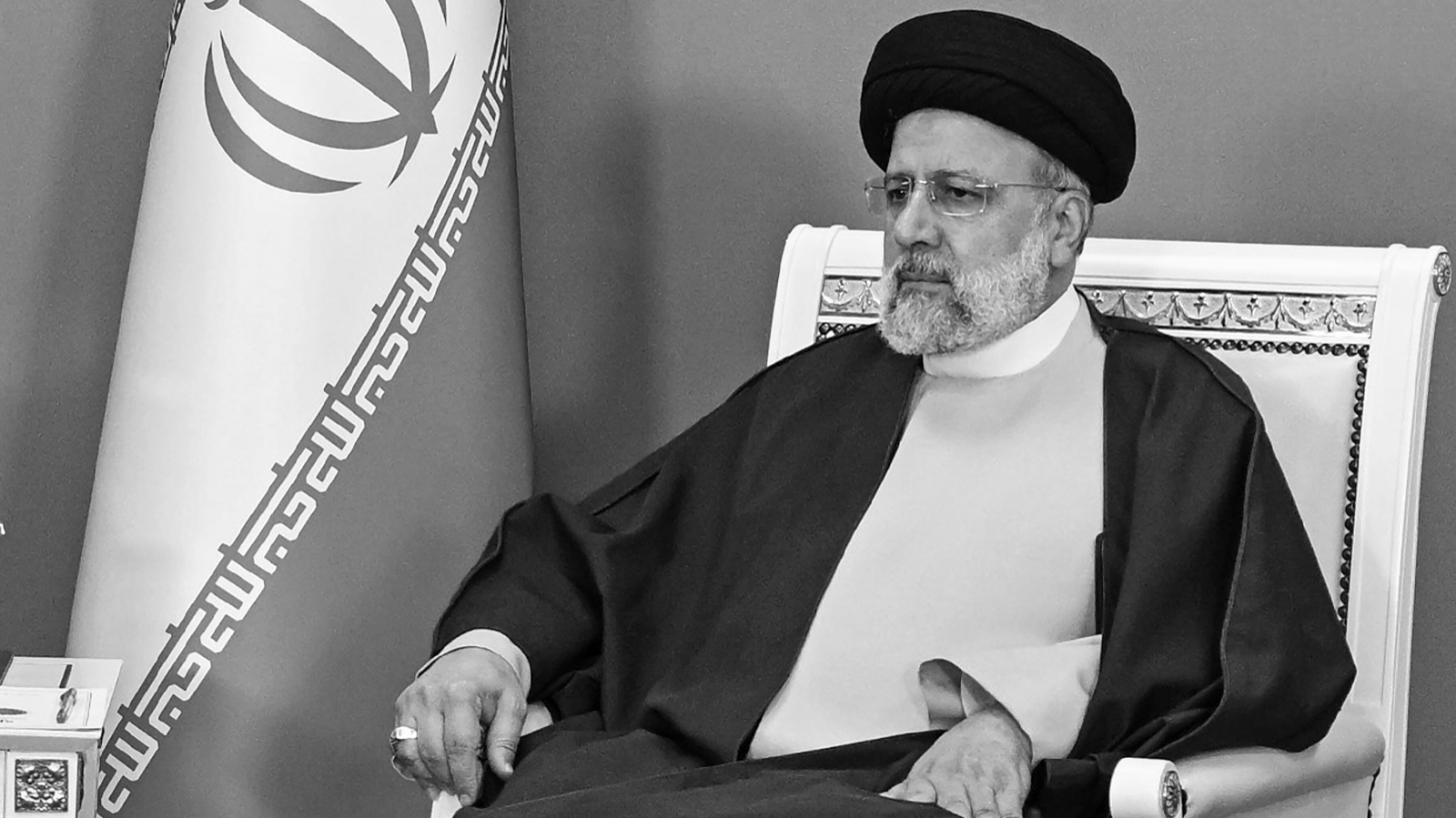 Arabische Welt bekundet Beileid zum Tod Raisis, © EPA/STRINGER