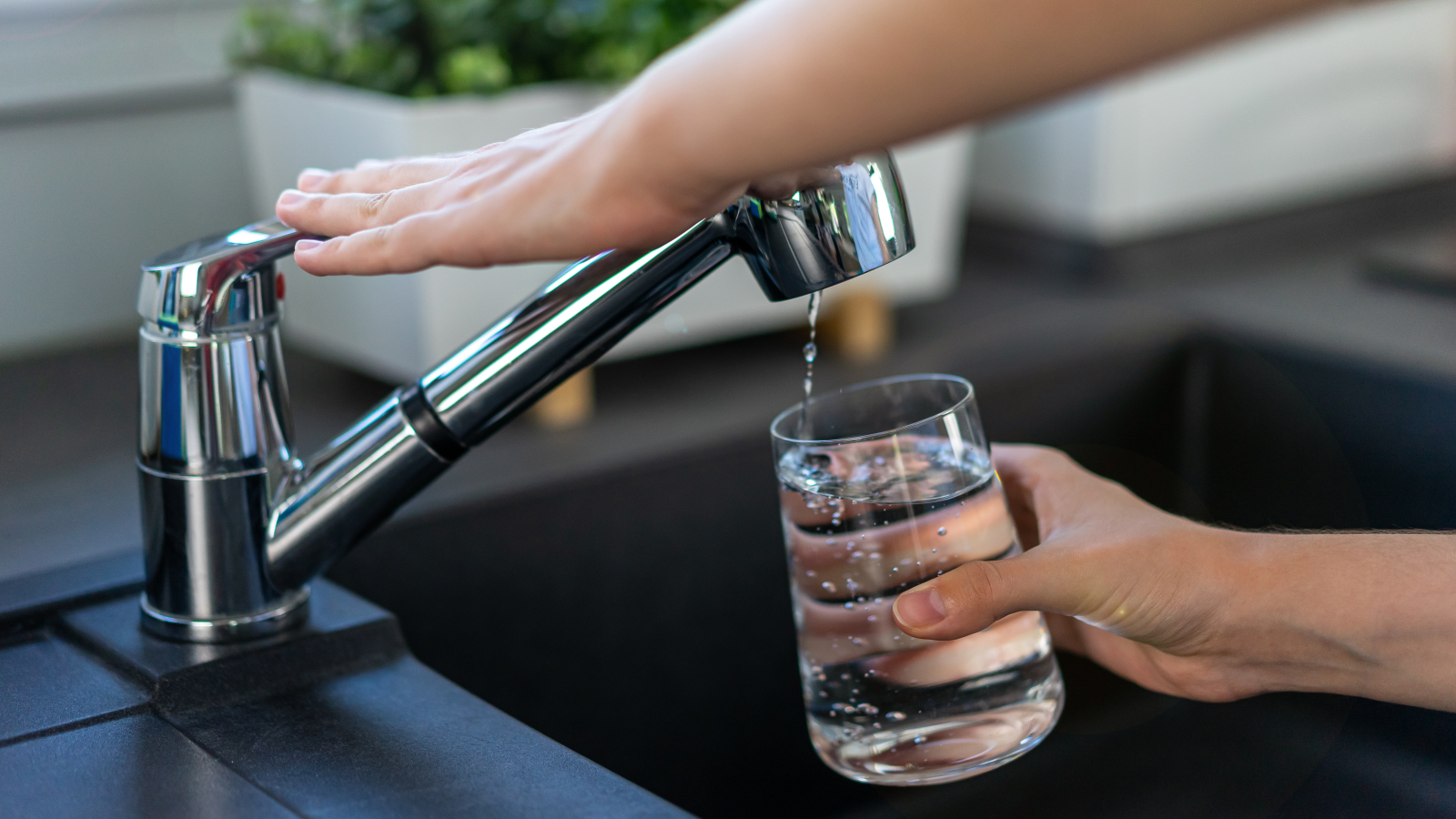 Frankfurt su tasarrufu istiyor!, © shutterstock