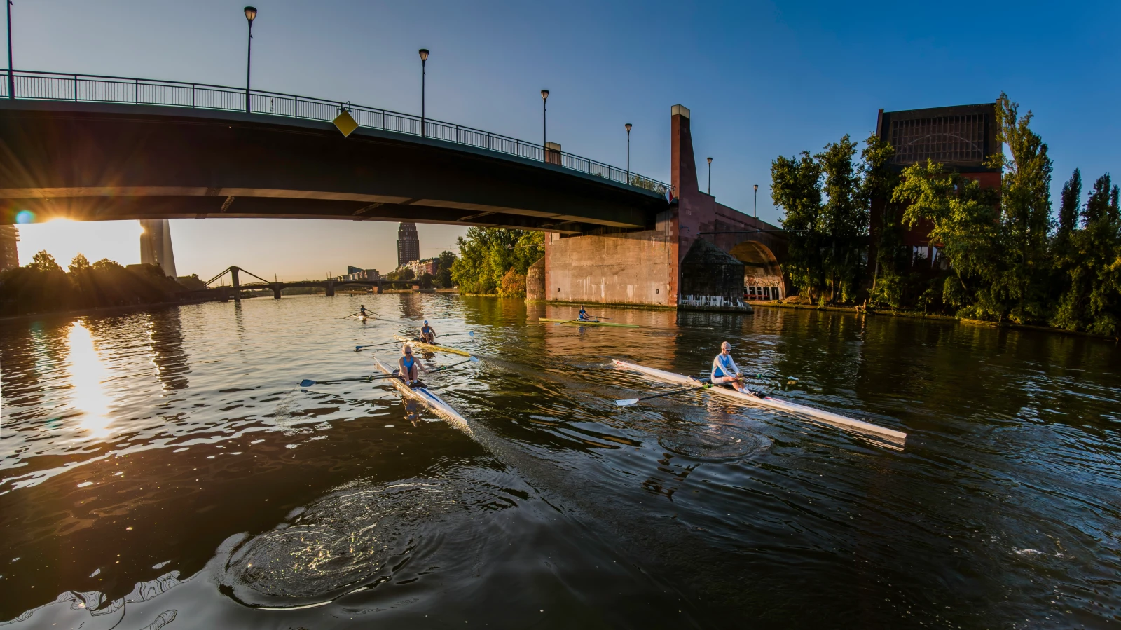 'Deutschherrnbrücke' de Kapsamlı Yenileme Çalışmaları Başlıyor, © dpa 'Deutschherrnbrücke' de Kapsamlı Yenileme Çalışmaları Başlıyor, © dpa
