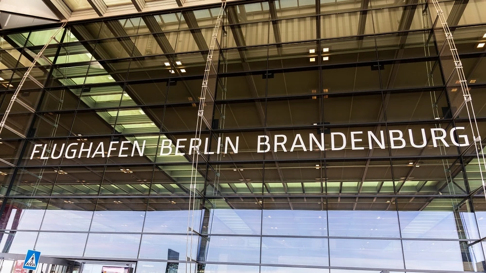 Artan Vergiler Nedeniyle Havayolu Şirketleri Uçuşlarını Azaltmaya Başladı, © shutterstock Artan Vergiler Nedeniyle Havayolu Şirketleri Uçuşlarını Azaltmaya Başladı, © shutterstock