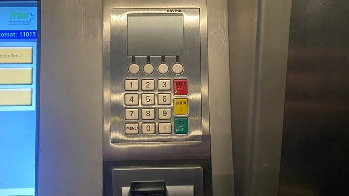 Manipulationen an Billettautomaten der BVB, © Basler Verkehrsbetriebe Manipulationen an Billettautomaten der BVB, © Basler Verkehrsbetriebe