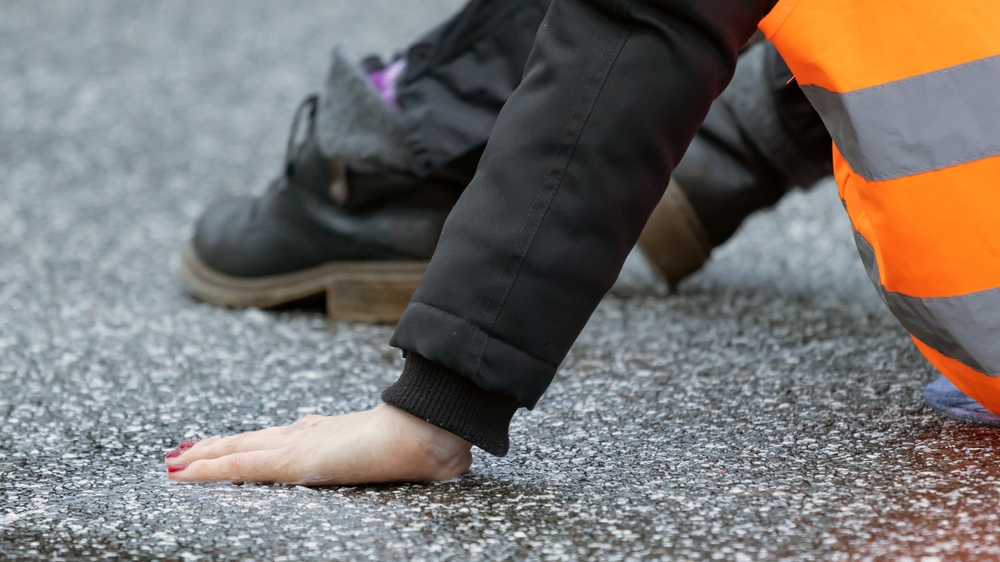 İklim Aktivistleri Köln-Bonn Havalimanı'nda Eylem Düzenledi, © shutterstock