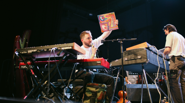 'ENTANGLED GROUNDS. THE SOUND OF XJAZZ! BERLIN' is out on 31.5.2024 on XJAZZ! MUSIC, © Àbáse by Akim Karpach