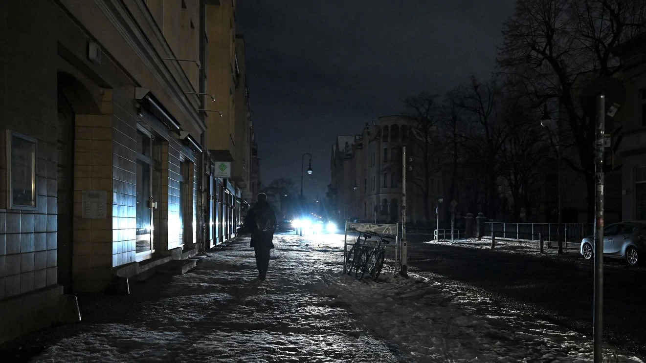 Büyük Elektrik Kesintisi Hamburg’da da Olabilir mi?, © Elisa Schu/dpa Büyük Elektrik Kesintisi Hamburg’da da Olabilir mi?, © Elisa Schu/dpa