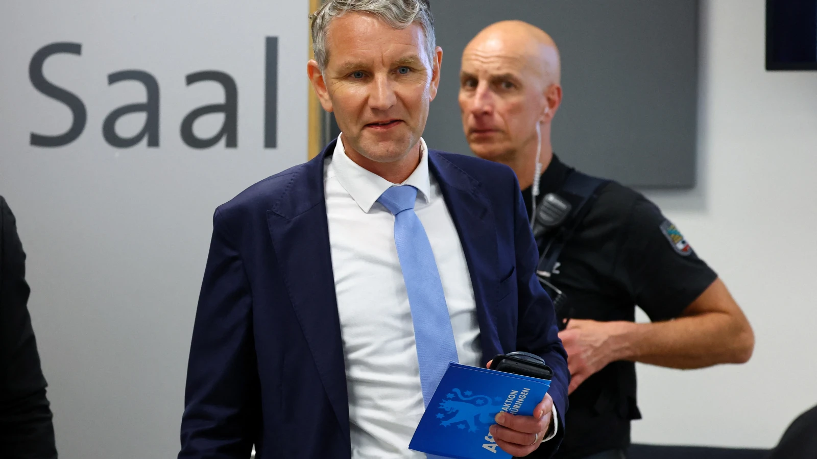 Aşırı Sağ Popülist Parti AfD’li Björn Höcke Mahkeme’de Sustu!, © dpa Aşırı Sağ Popülist Parti AfD’li Björn Höcke Mahkeme’de Sustu!, © dpa