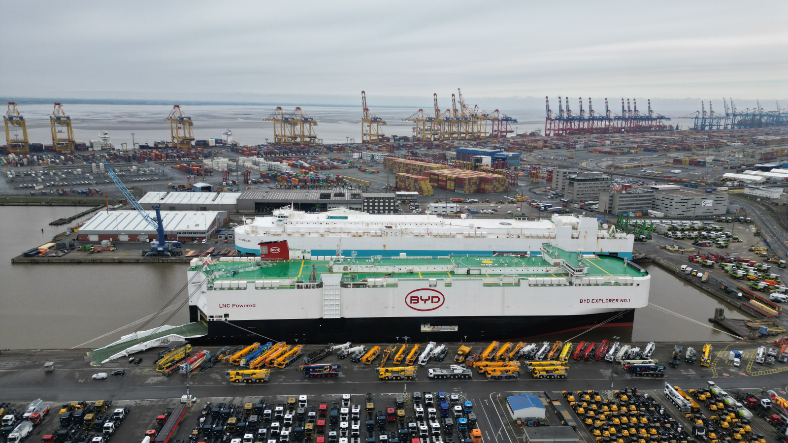 Bremen’deki Mercedes’te 10 Milyonuncu araç üretildi!, © dpa